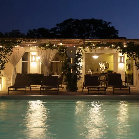 Bed & Breakfast Masseriola Antiche Fogge 2*